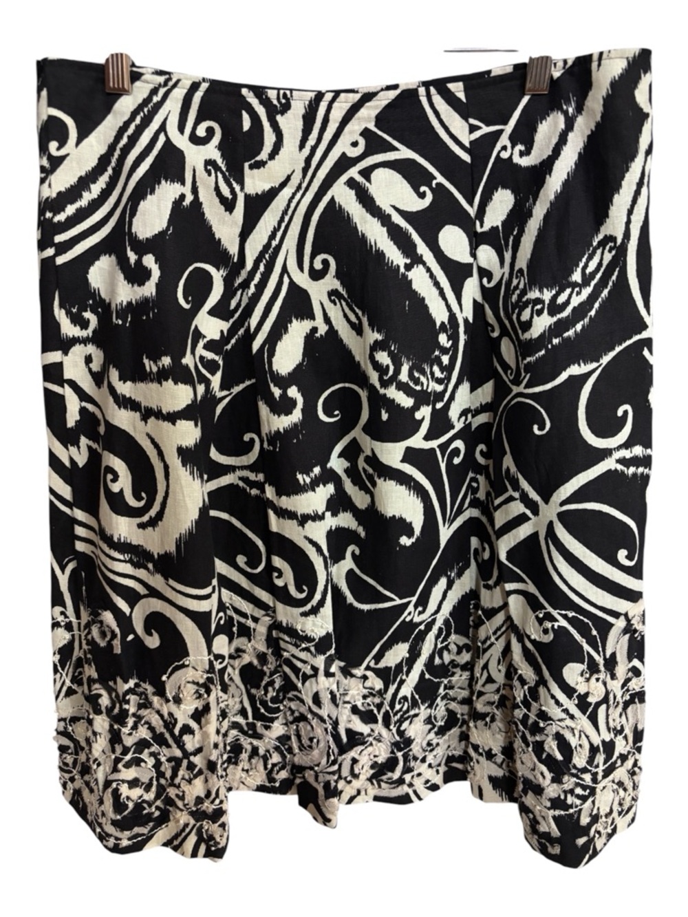 NWT St John COUTURE Black/Off-White Swirl Pattern Pearl Accent Linen Skirt Sz 12